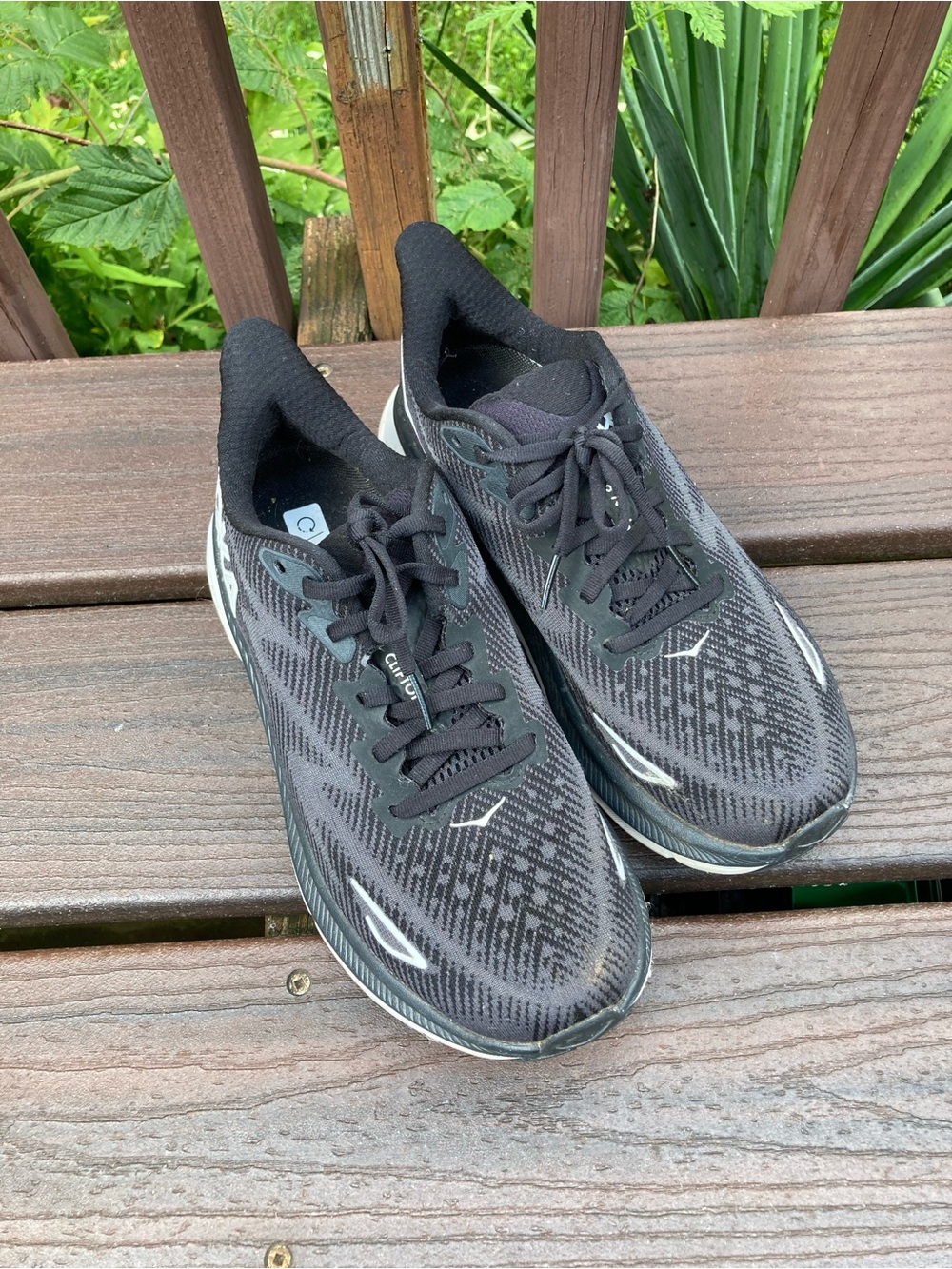 Hoka Clifton 9 Running Shoes for Women Black/White Size 8 B Sneakers - Picture 3 of 12